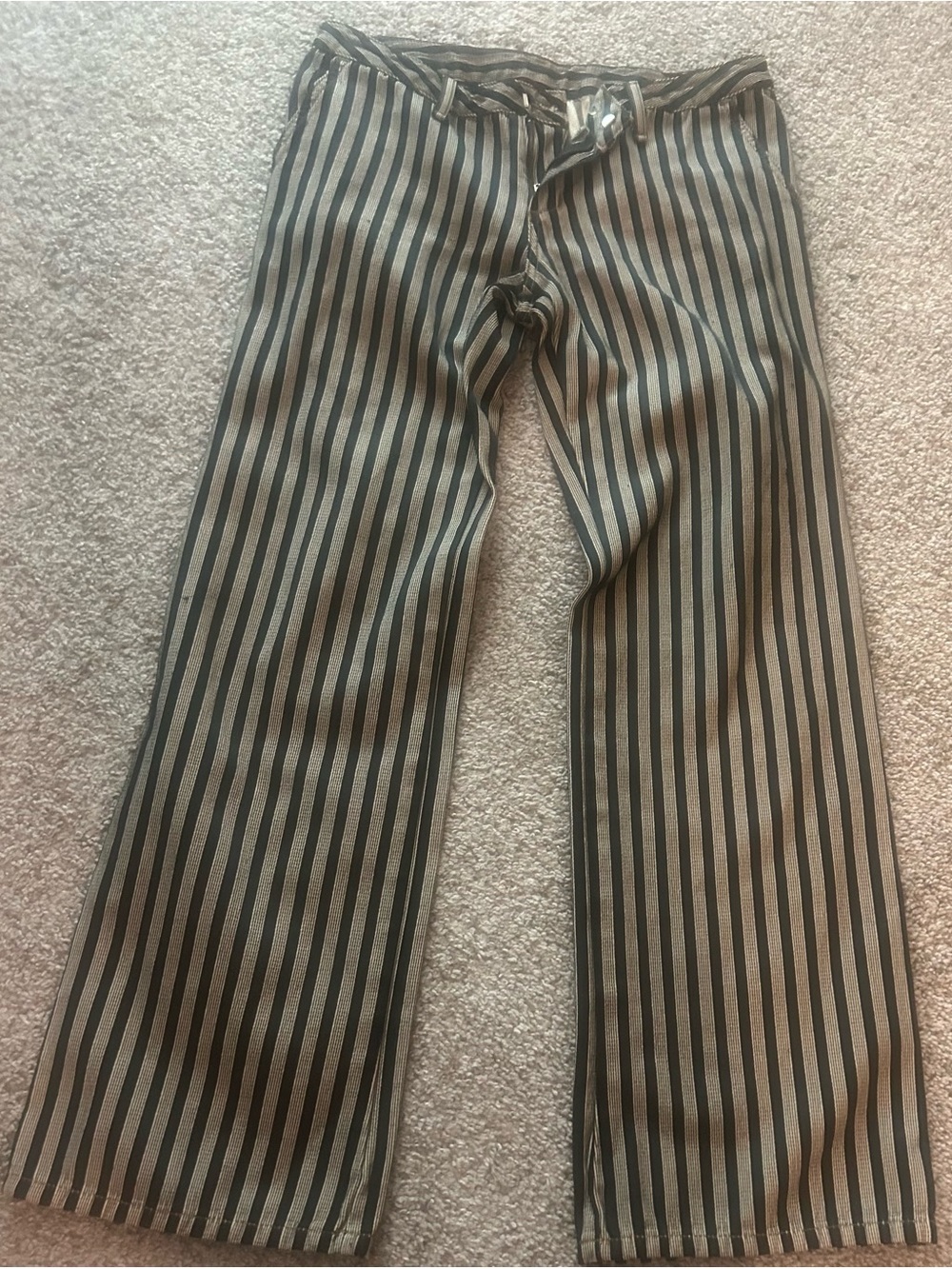 Striped Wide-Leg Women’s Jeans — Black and Cream
